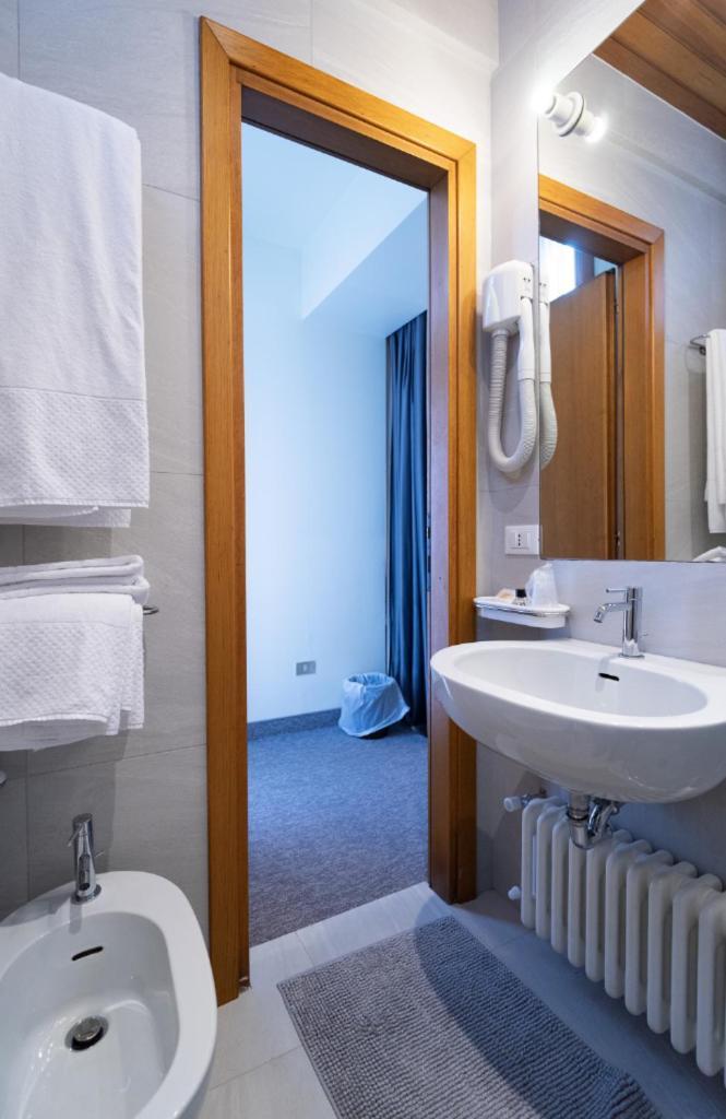 Albergo Sorriso Boario Terme Eksteriør billede